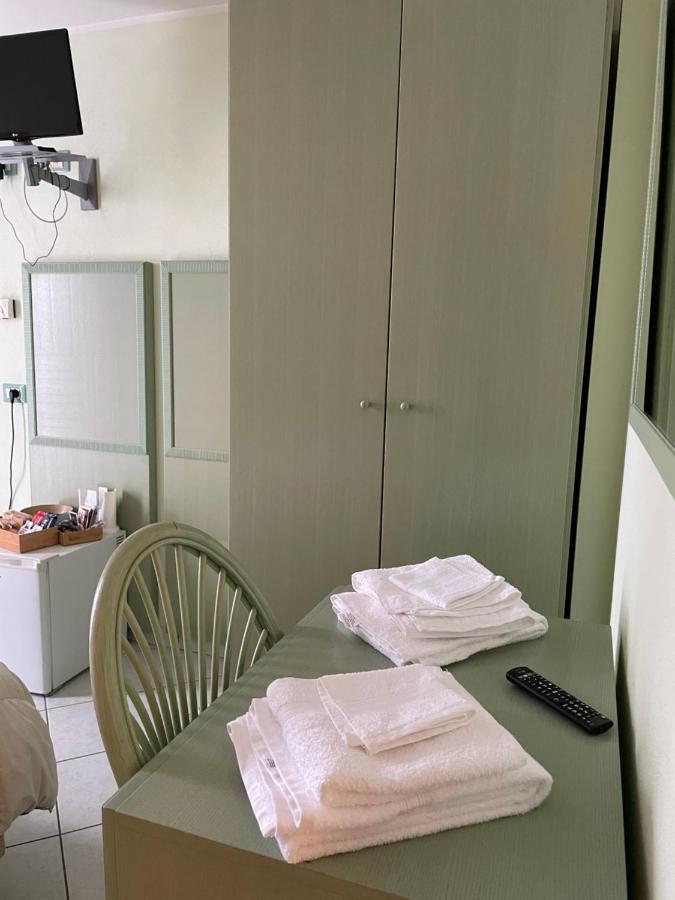 Casa Azzurra Camere Serravalle Sesia Экстерьер фото